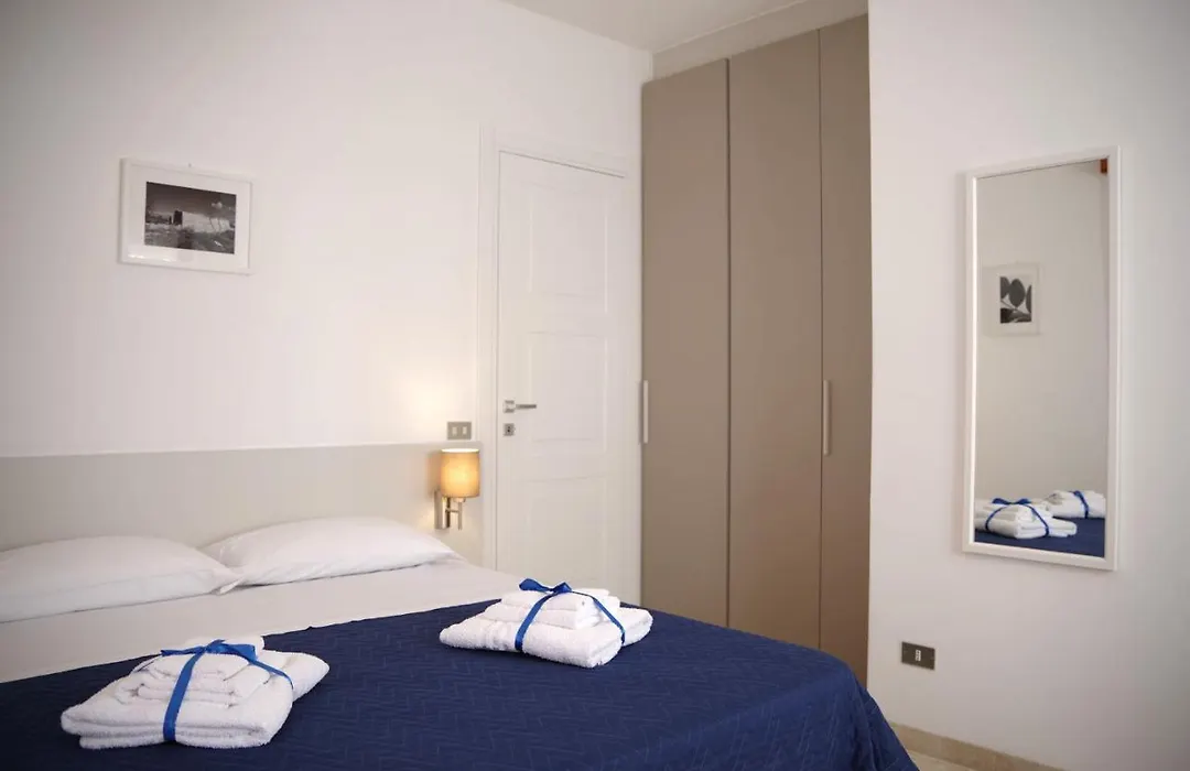 Corsaro B&B-1